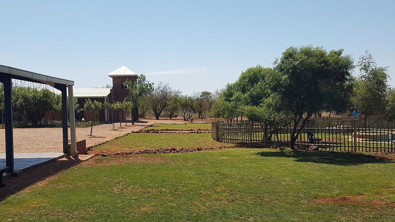 Kareespruit Game Ranch & Guest House Zeerust Exterior foto